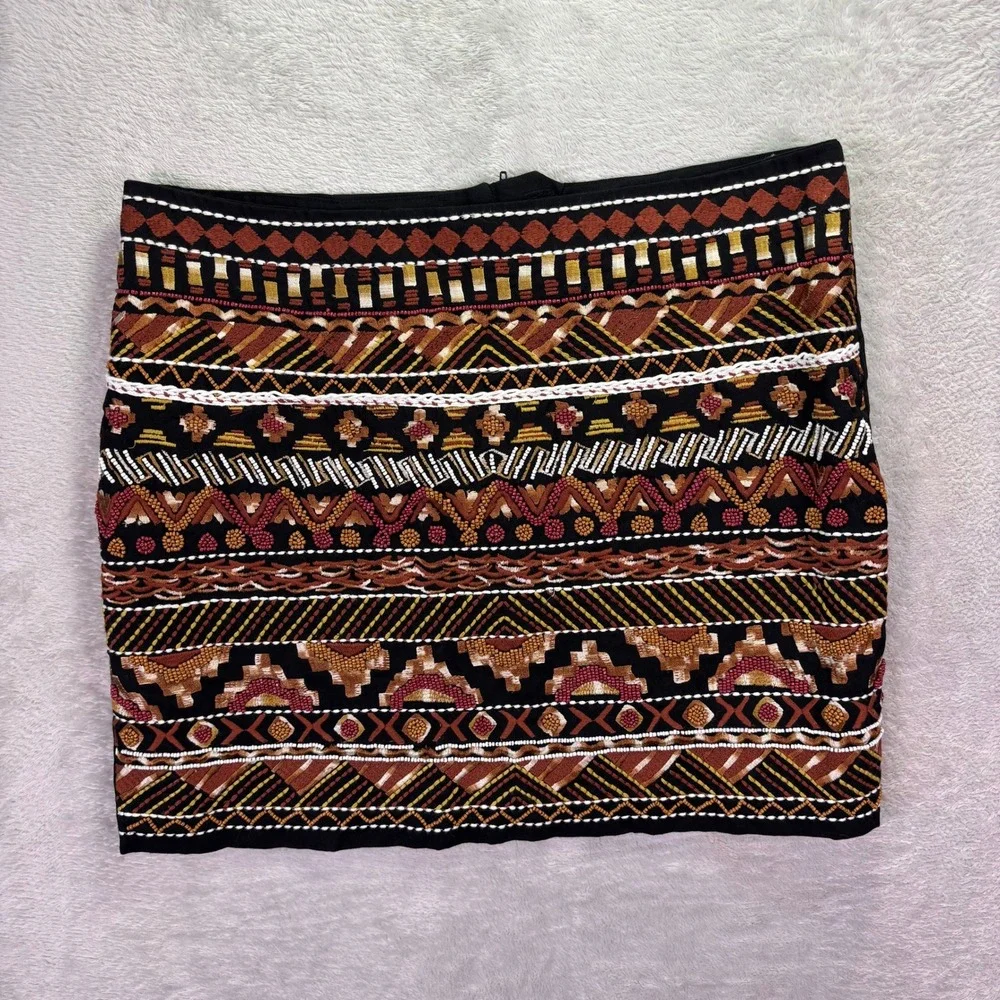 H&M Women Mini Skirt Size 10 Black Multicolor Beaded‎ Embroidered Geometric Boho